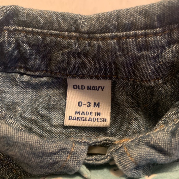 Button Down Denim Shirt w/ Spring Bowtie - Picture 3 of 3